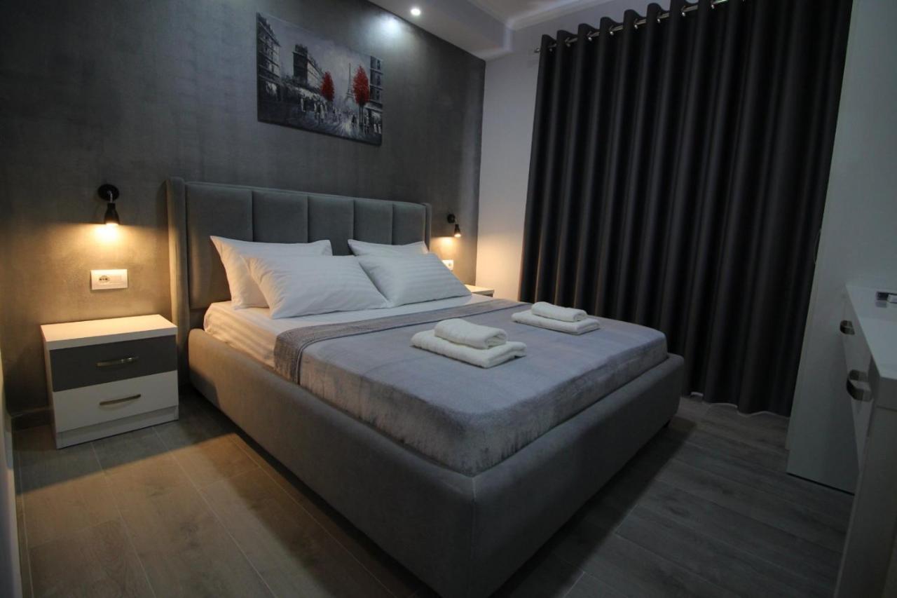 J&M Luxury Apartments Saranda מראה חיצוני תמונה